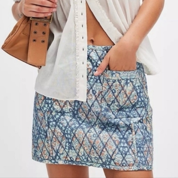 Free People Darla Quilted Mini Skirt. NWOT. - Picture 5 of 7